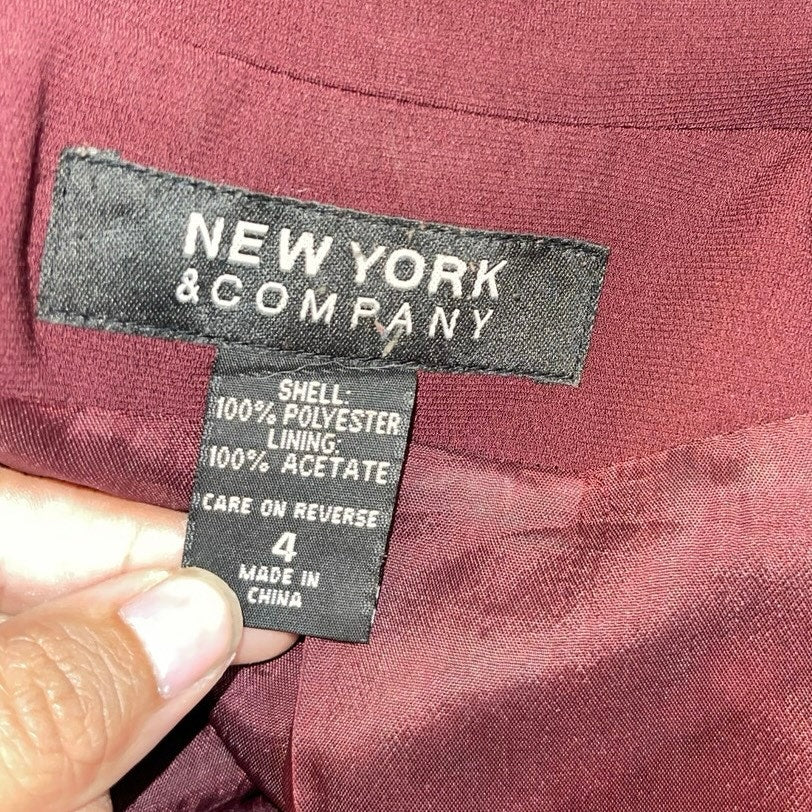 New York & Company Burgundy Blazer Size 4 Career Office Professional Chic Preppy