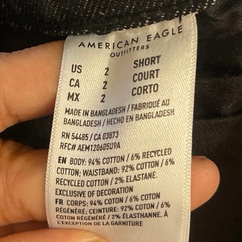 American Eagle Outfitters High Waisted Jeans 2 Short Relaxed Straight Leg Baggy