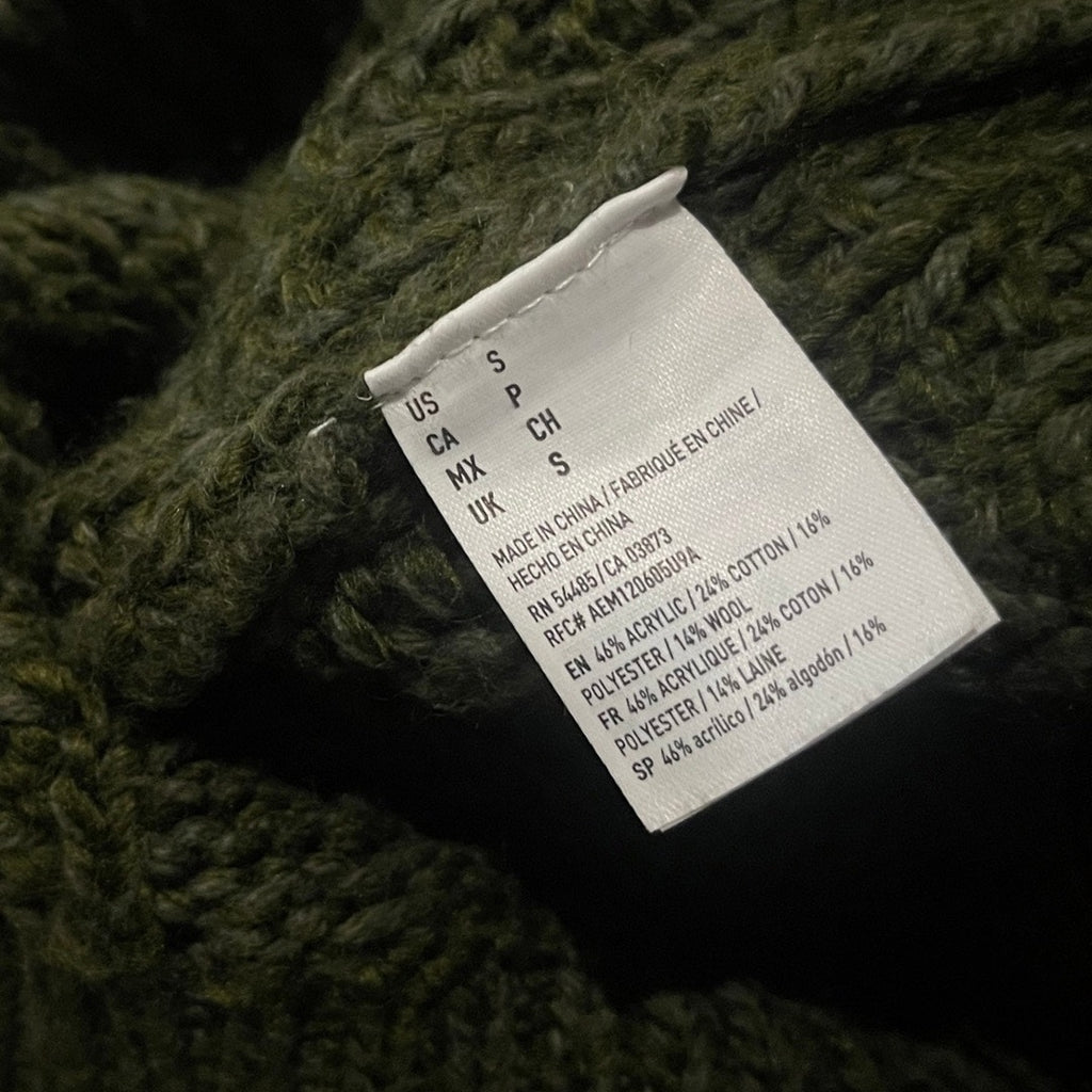 American Eagle Outfitters Green Studded Chunky Cable Knit Sweater SZ Small Fall