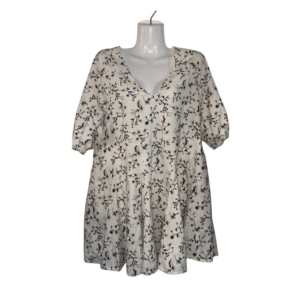 Universal Threat V-Neck White Floral Dress Medium Puff Sleeves A-Line Babydoll