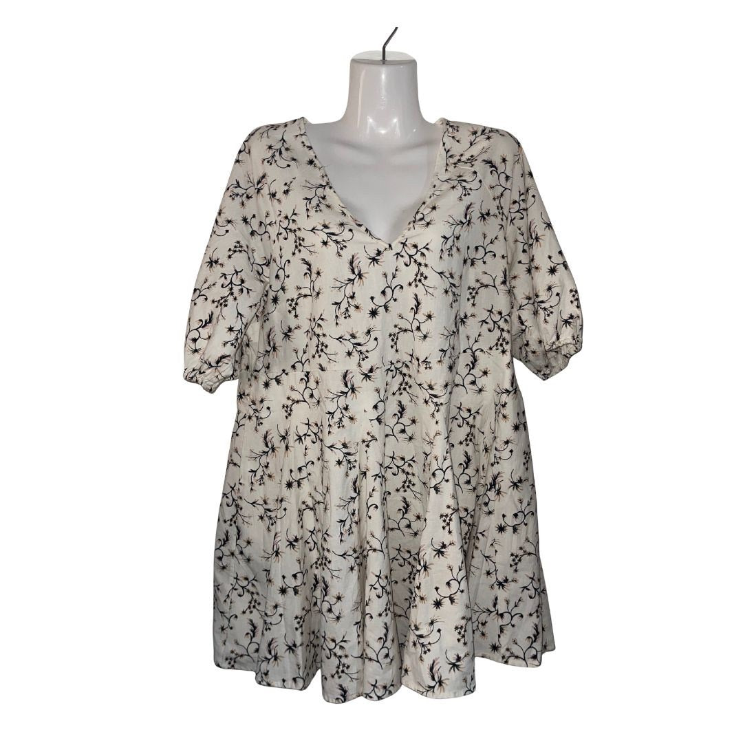 Universal Threat V-Neck White Floral Dress Medium Puff Sleeves A-Line Babydoll