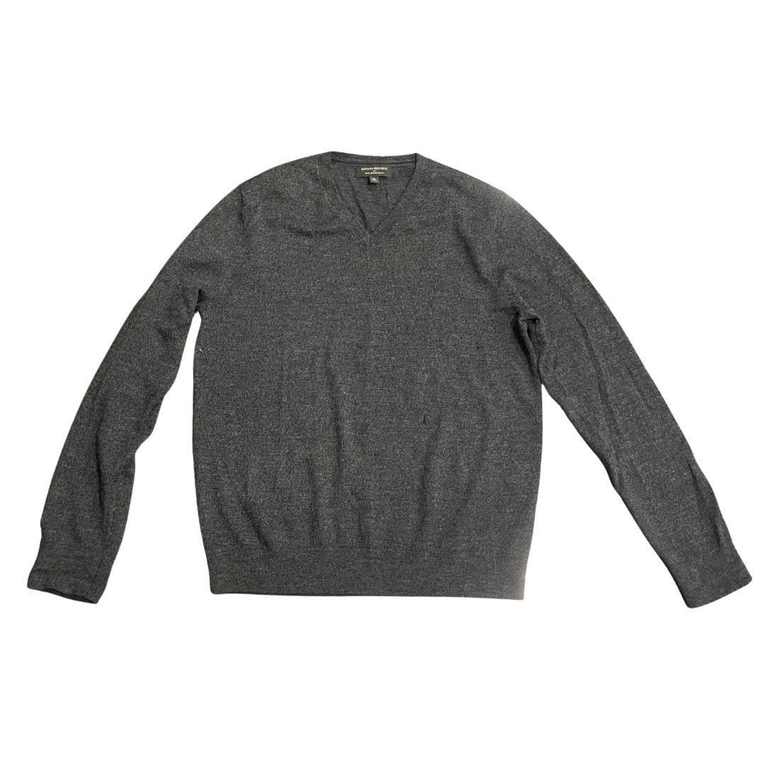 Banana Republic 100% Merino Wool V-Neck Charcoal Sweater Medium Preppy Academia