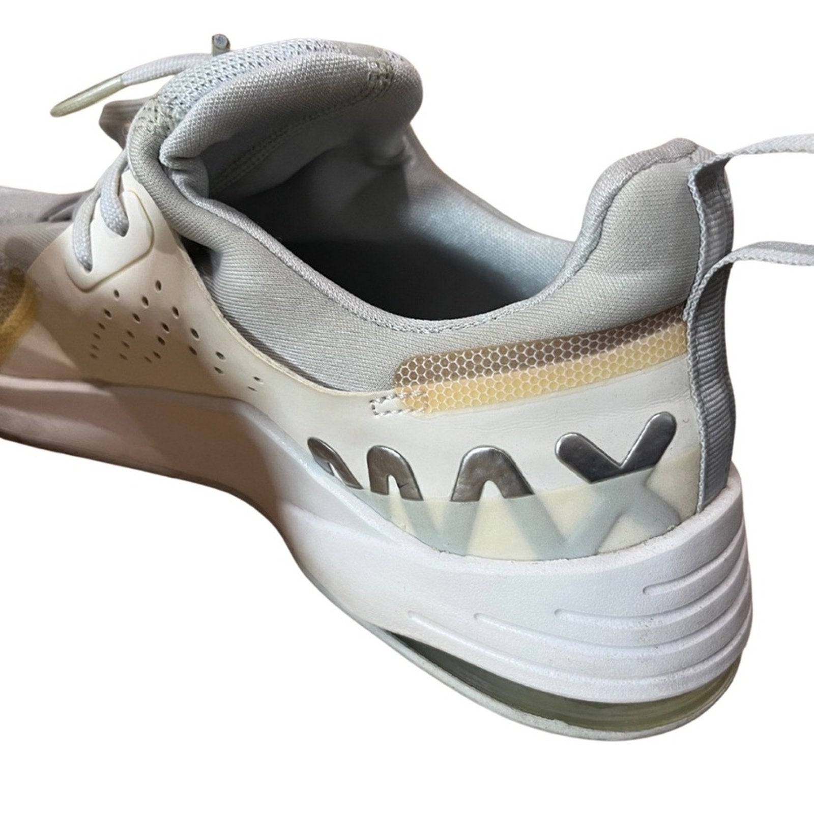 Nike Air Max Bella TR3 Women Sneakers Size 8.5