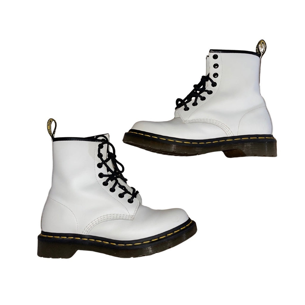 Dr. Martens 1460 BEX Smooth Leather Lace up White Boot Womens 8 eye Combat Size 7 Punk Grunge