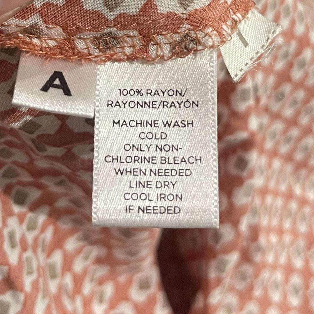 Tunic Geometric Three Button V-Neck Blouse Size Small Casual Office Preppy