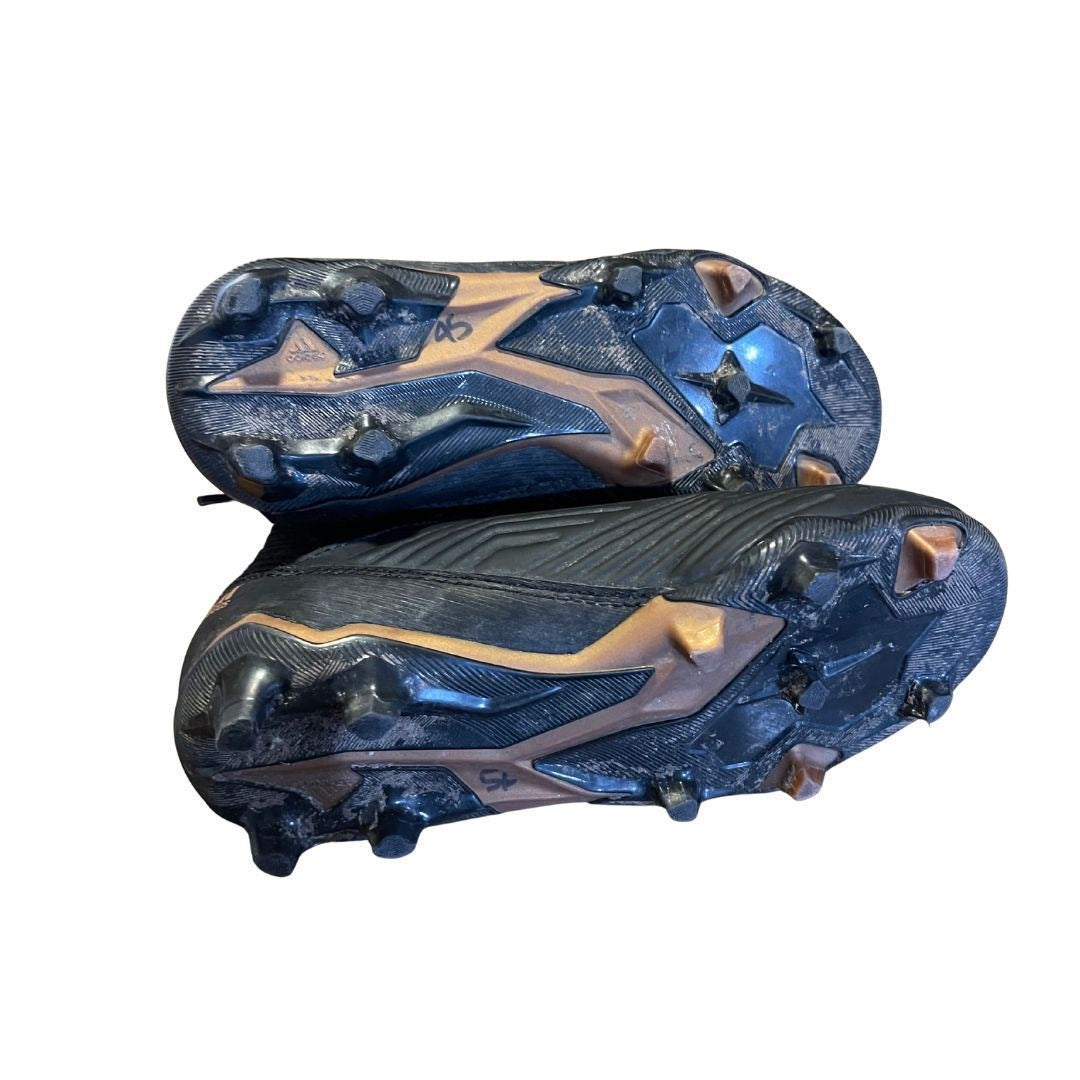 Adidas Predator Cleats 18.3 FG JR Black White Gold Kids SZ 11 Sports Soccer