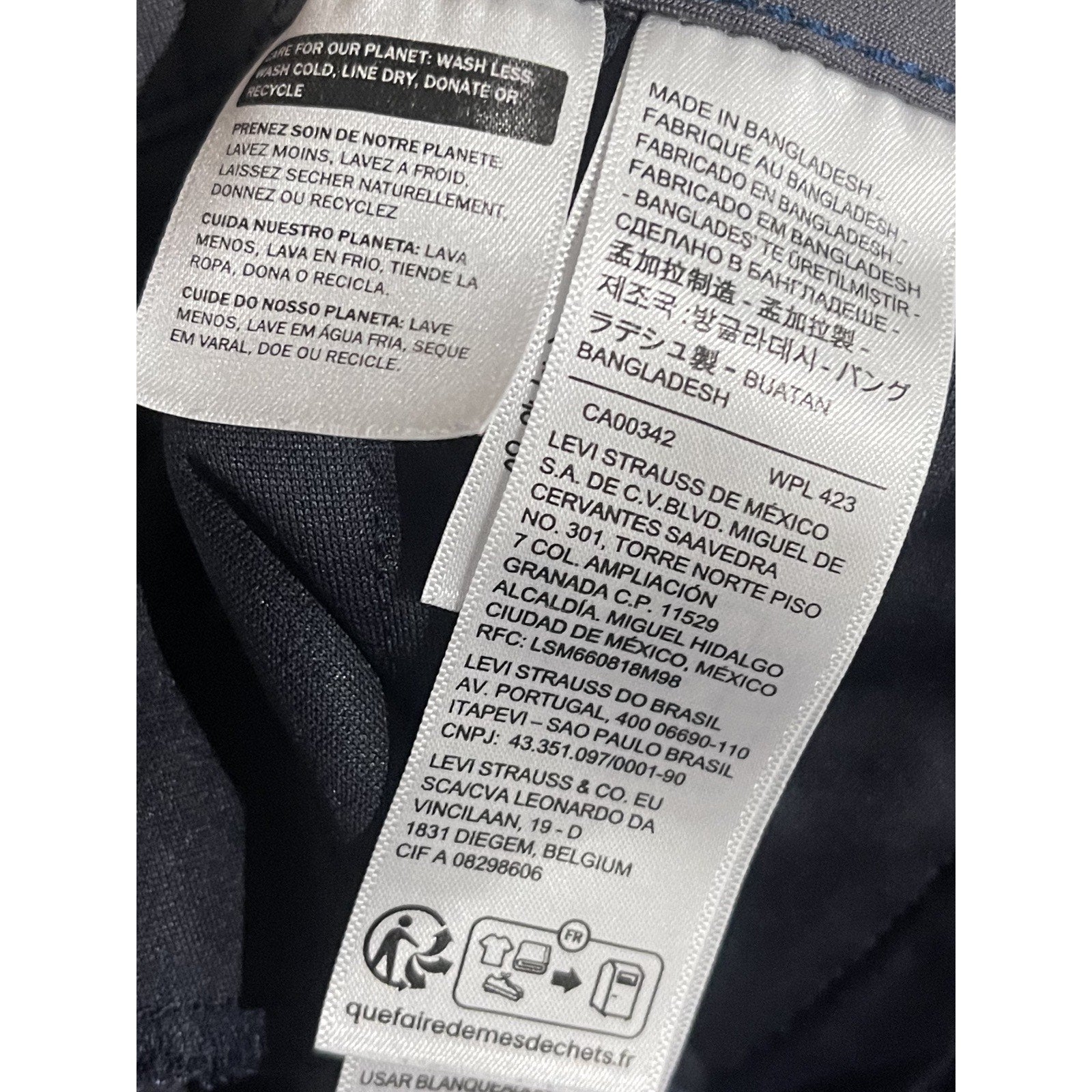 Levi Strauss XX Chino Standard Taper Tech Pants Size 33 Performance Wrinkle Free