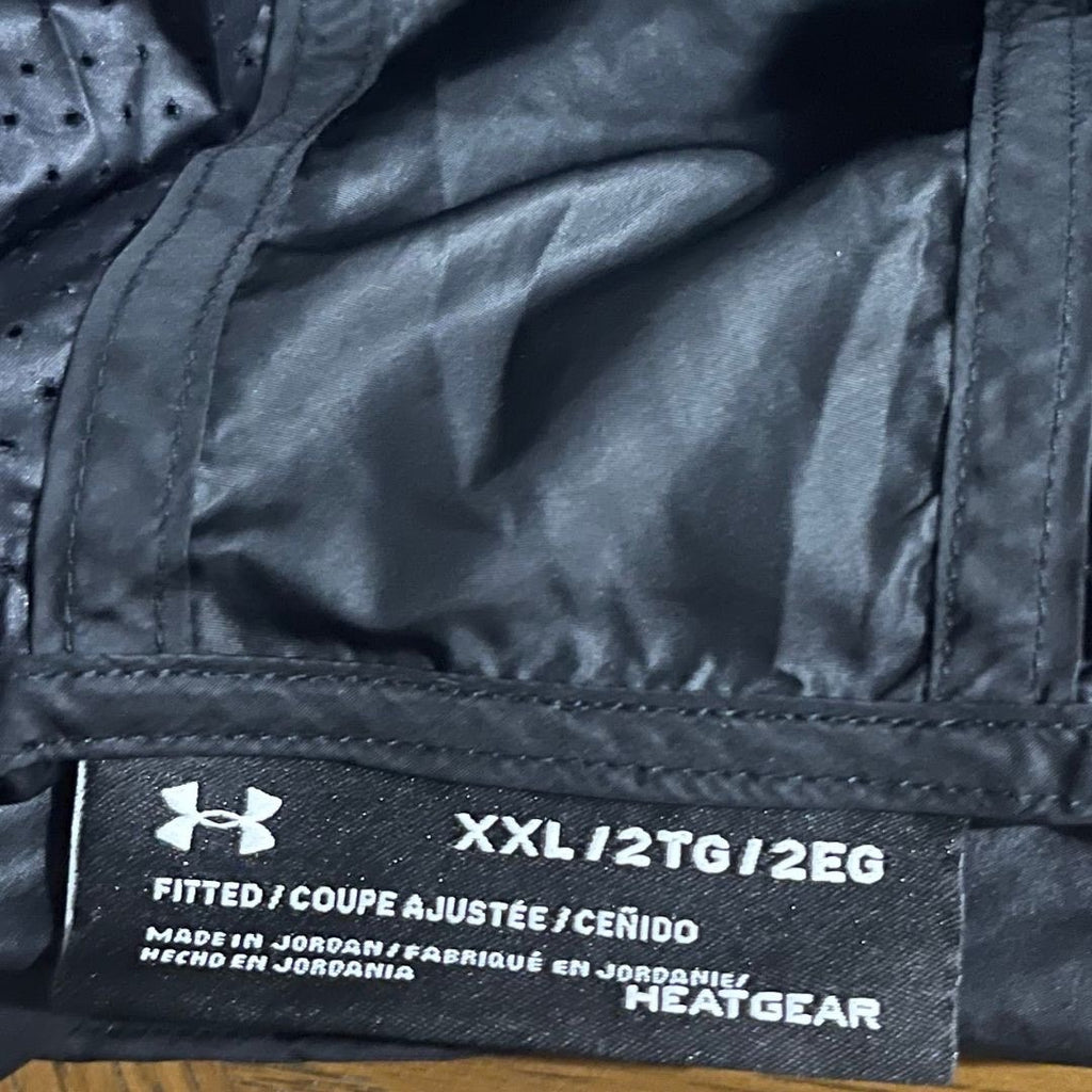 Under Armour Jacket Heatgear Windbreaker Hooded Size XXL Athletic Sports Flaw