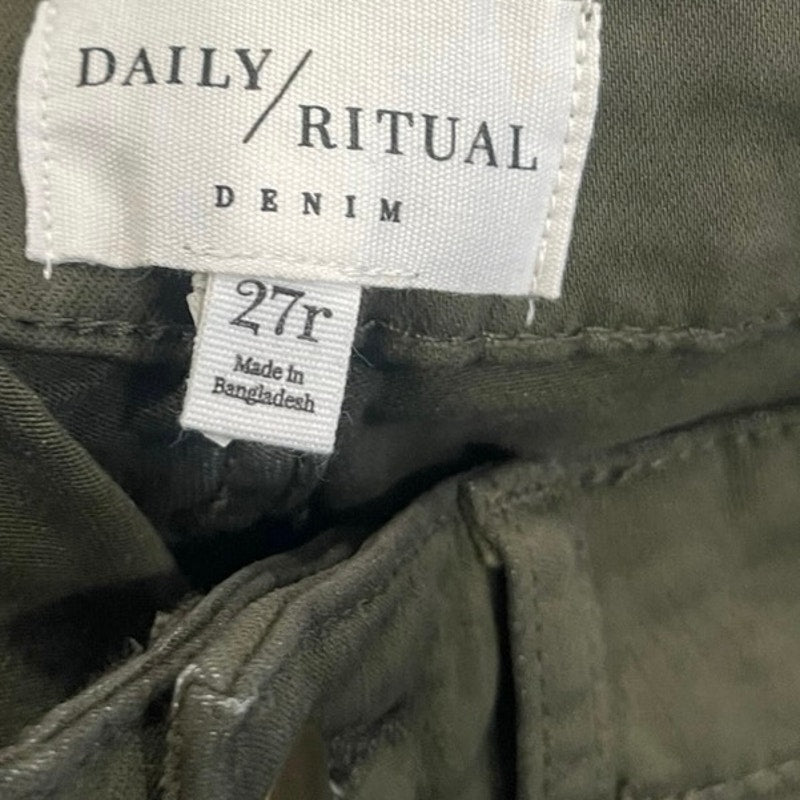 Daily Ritual Olive Green Skinny Jeans Size 37 Casual Everyday Streetwear NWT