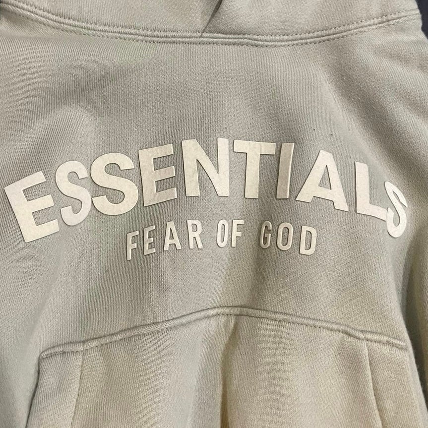 Fear of God Essentials Kids Classic Fleece pullover Hoodie SZ 4/5 Kidscore