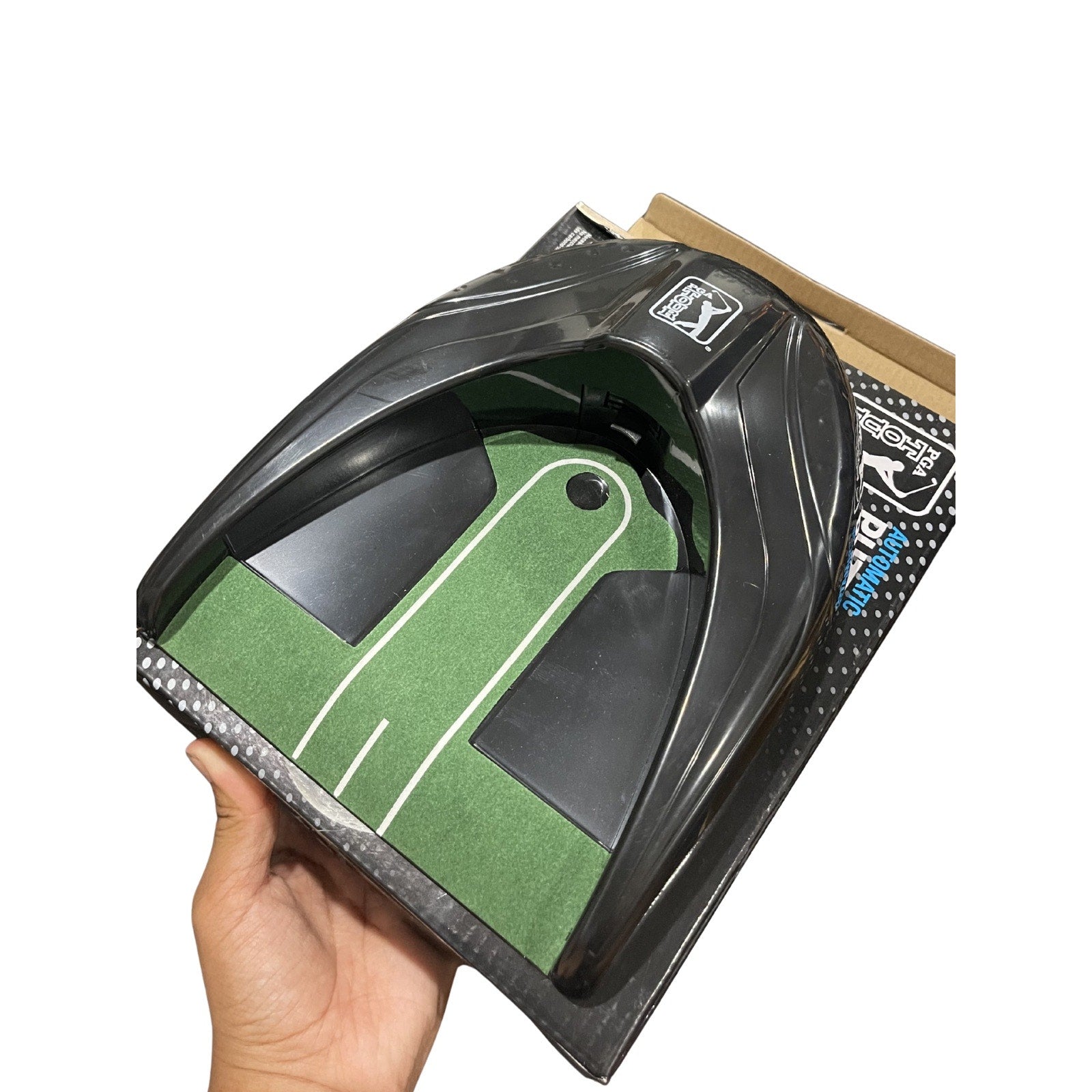 PGA Tour Automatic Putting Cup Indoor Outdoor Lightweight Portable New Open Box