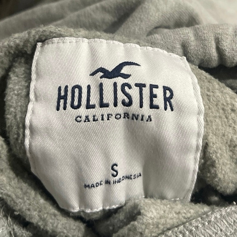 Hollister Embroidered Logo Grey Pullover Hoodie Size Small Streetwear Y2K
