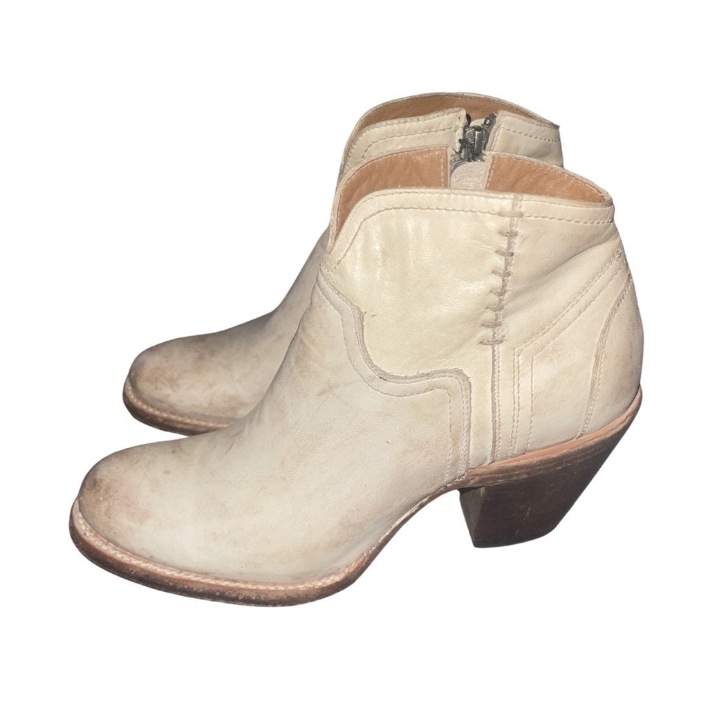 Lucchese Western Ankle Booties Distressed White Cream Leather 7.5 Cowgirl NWOB