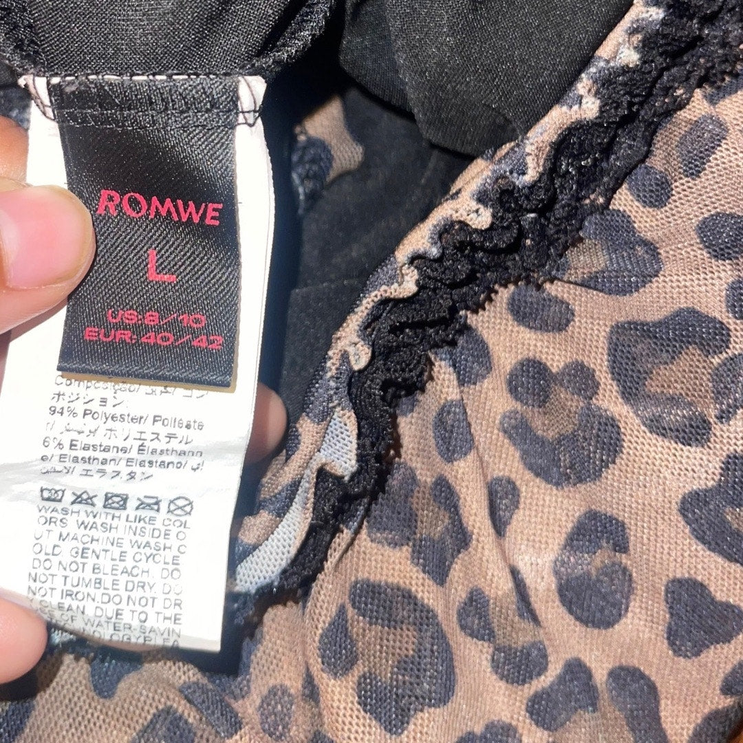 Romwe Y2K Sheer Leopard Print Mini Ruffle Shorts Size Large Grunge Goth