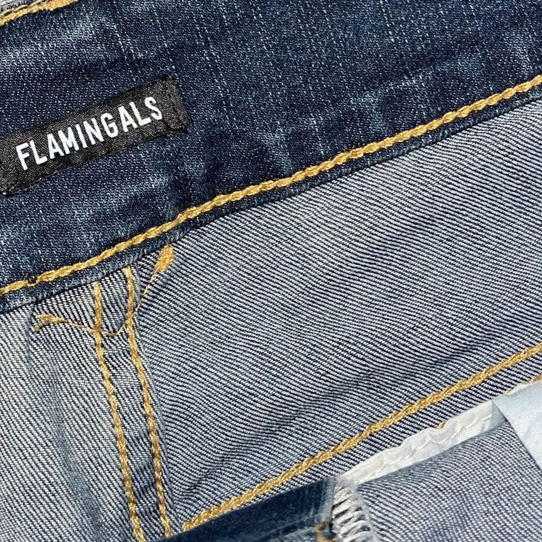 Flamingals straight leg boyfriend jeans mid waisted bootcut size large dark blue