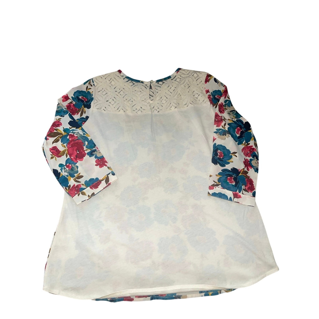 Van Heusen 3/4 Sleeve Lace flowered long-sleeved top blouse Size Medium Boho