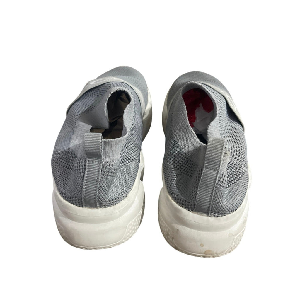 BEBE Aindrea Knit Slip on Sneakers Shoes SZ 7 Lightweight Athletic Streetwear