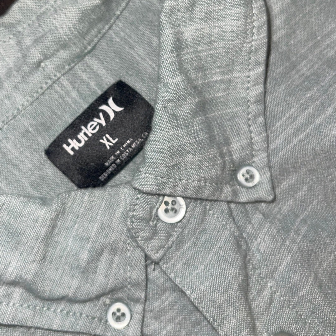 Hurley Mens Button up Short Sleeve Shirt Size XL Beach Nautical Surf Casual
