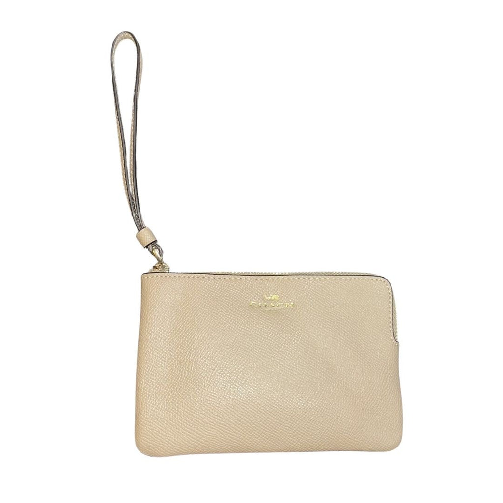 Coach Corner Zip Wristlet Wallet Purse Leather Classic Elegant accessory