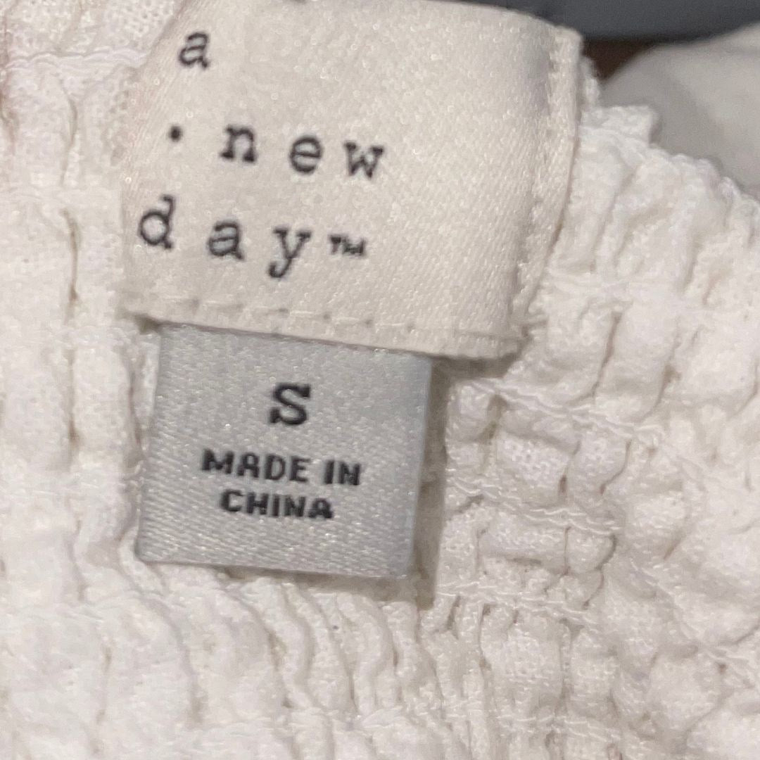 A New Day Smoked Back Off the Shoulder Top Size Small Festival Coachella Cowgirl