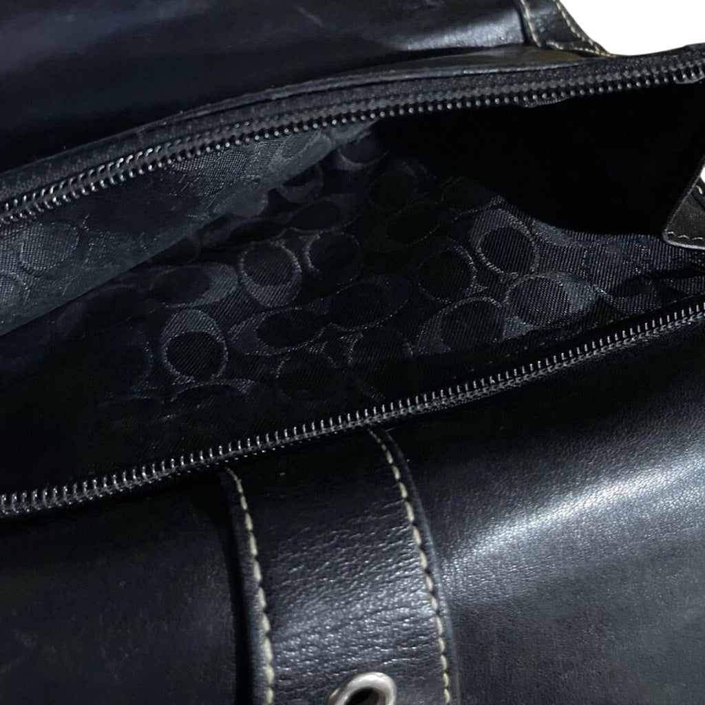 Coach Vintage Soho Black Leather Trifold Buckle Wallet Y2K Accessory