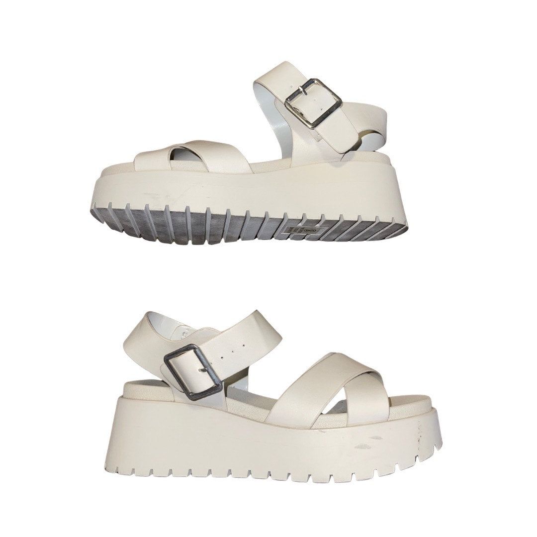 Soda Alyssa Platform Ankle Strap Sandals Lug Sole Size 8 Bone Color Strappy Y2K