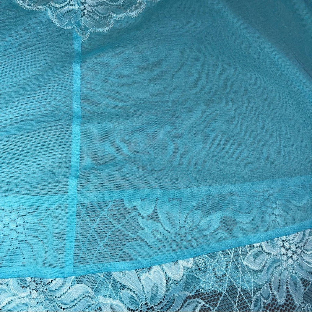 Vintage Frederick’s of Hollywood Sheer Mesh Lace Lingerie Negligee Slip Dress