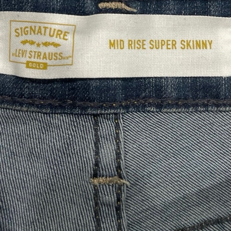 Levis Strauss Mid Rise Super Skinny Distressed Denim Jeans SZ 28 Streetwear