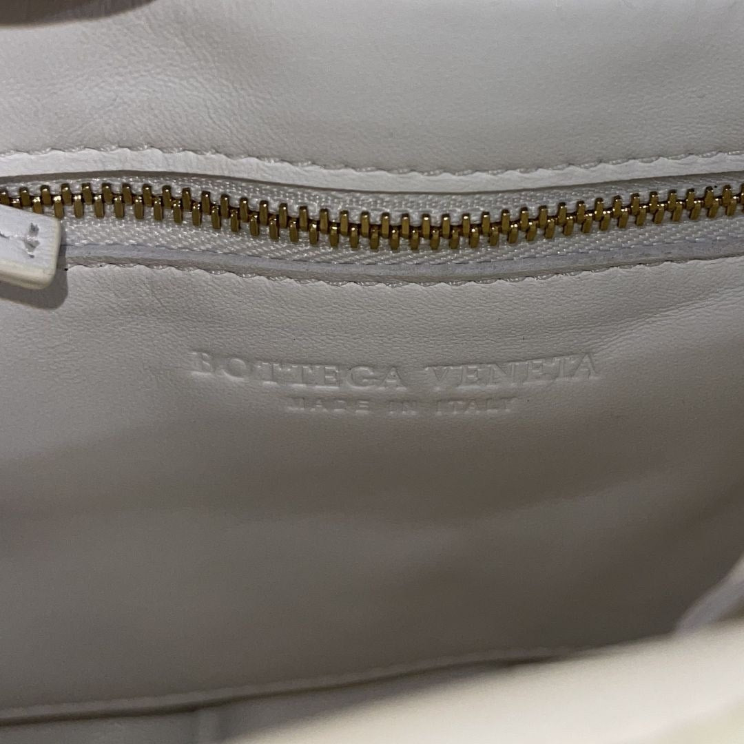 Bottega Veneta Padded Cassette Shoulder Crossbody Bag Luxury Woven Quilted Italy