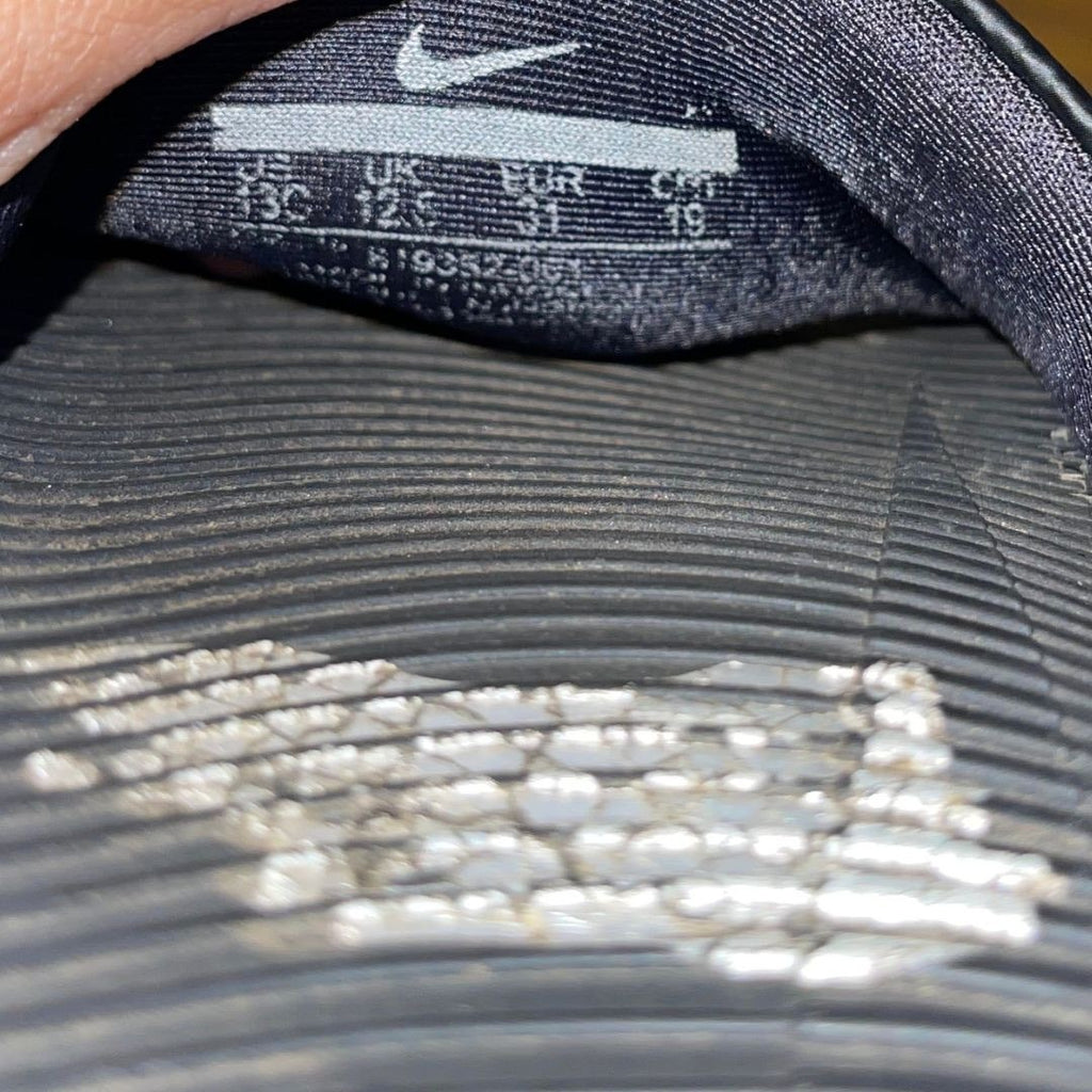 Nike Black Slides Flip Flop Sandals Youth Size 13 Unisex Kidscore