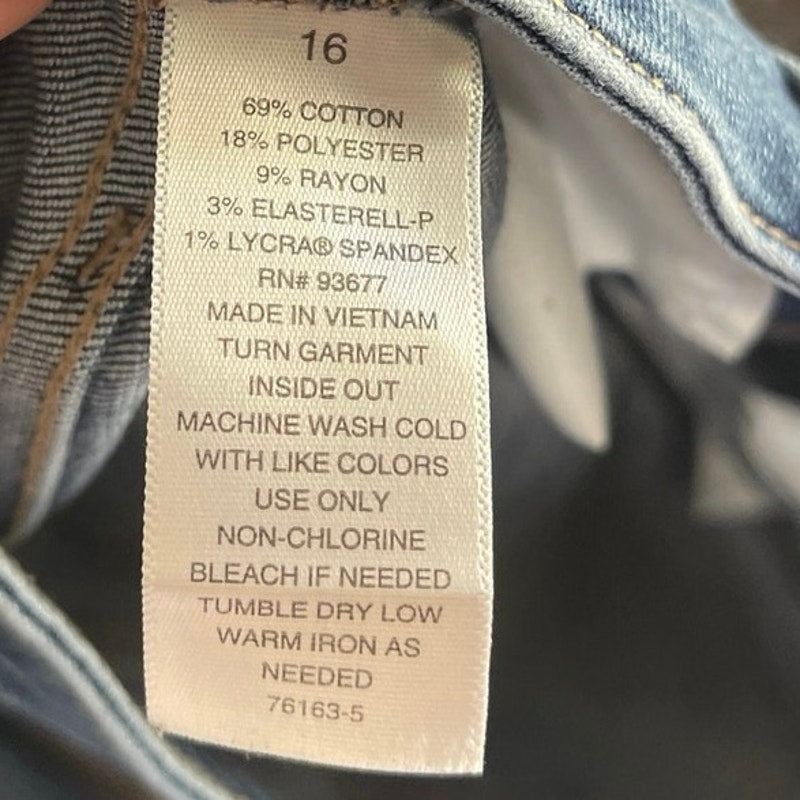 a.n.a. A New Approach Medium Wash Denim Mid Rise Jegging Jeans Size 16 Casual