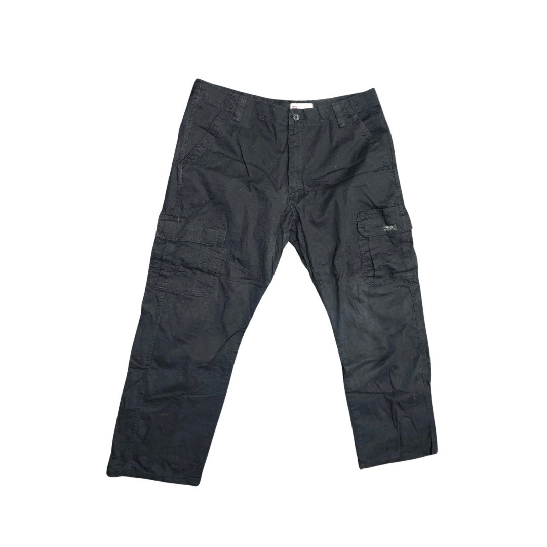 Men's Wrangler Relaxed Fit Cargo Black Pants
