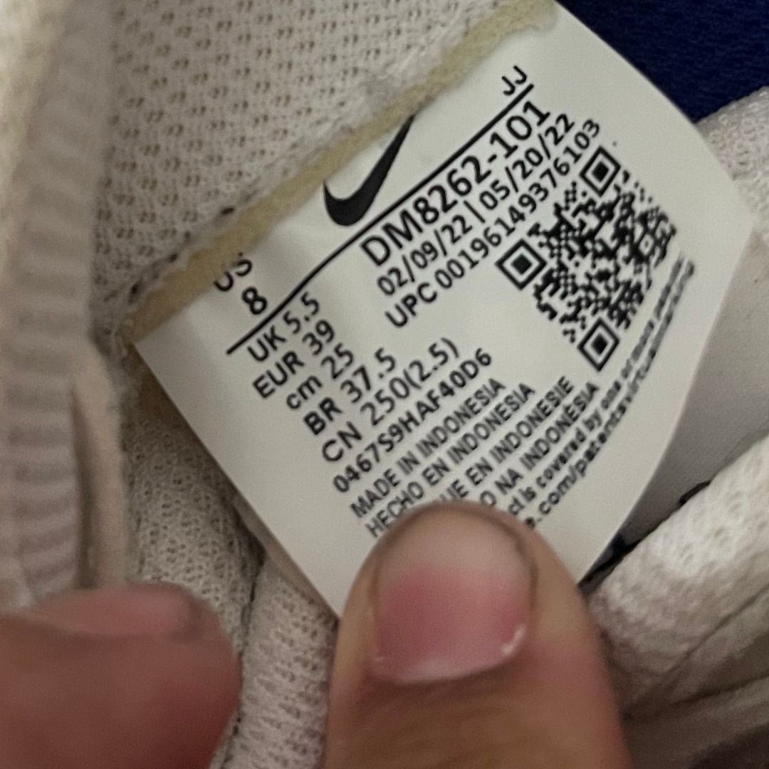 Nike Air Max Dawn Sneakers Shoe Women Size 8 Blue Bone Colorway Athletic Sports