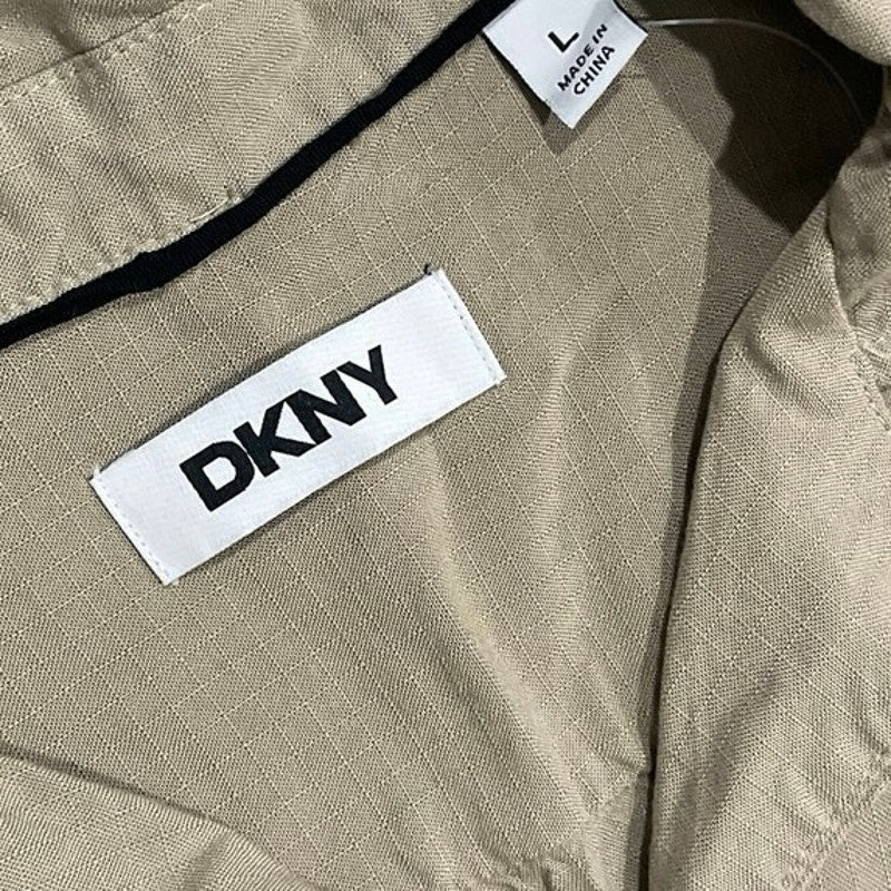 DKNY Boxy Button up Short Sleeve Camp Shirt Size Large Streetwear 90s Y2K