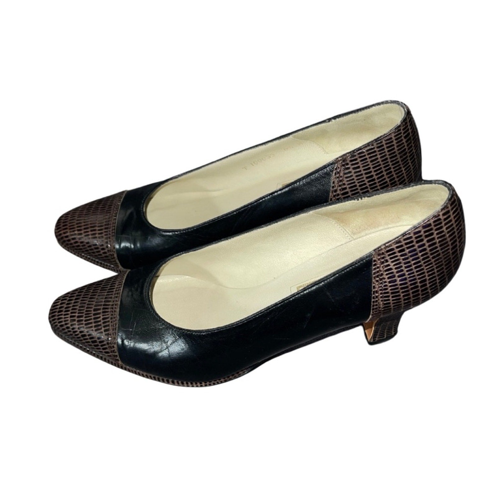 Vintage Allure heels pumps lizard like print