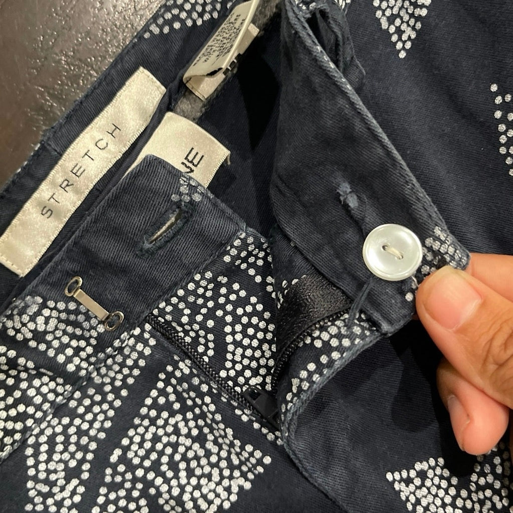 Evan-Picone Navy Blue Floral Stretch Capri Pants SZ 8 Resort Casual Wear