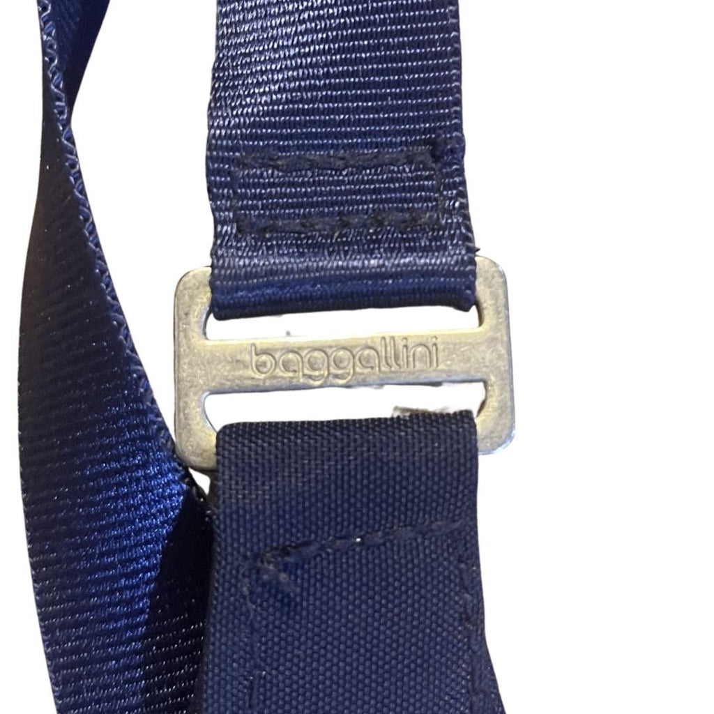 Baggallini Navy Nylon Crossbody Bag Purse Adjustable Strap Casual Minimalist