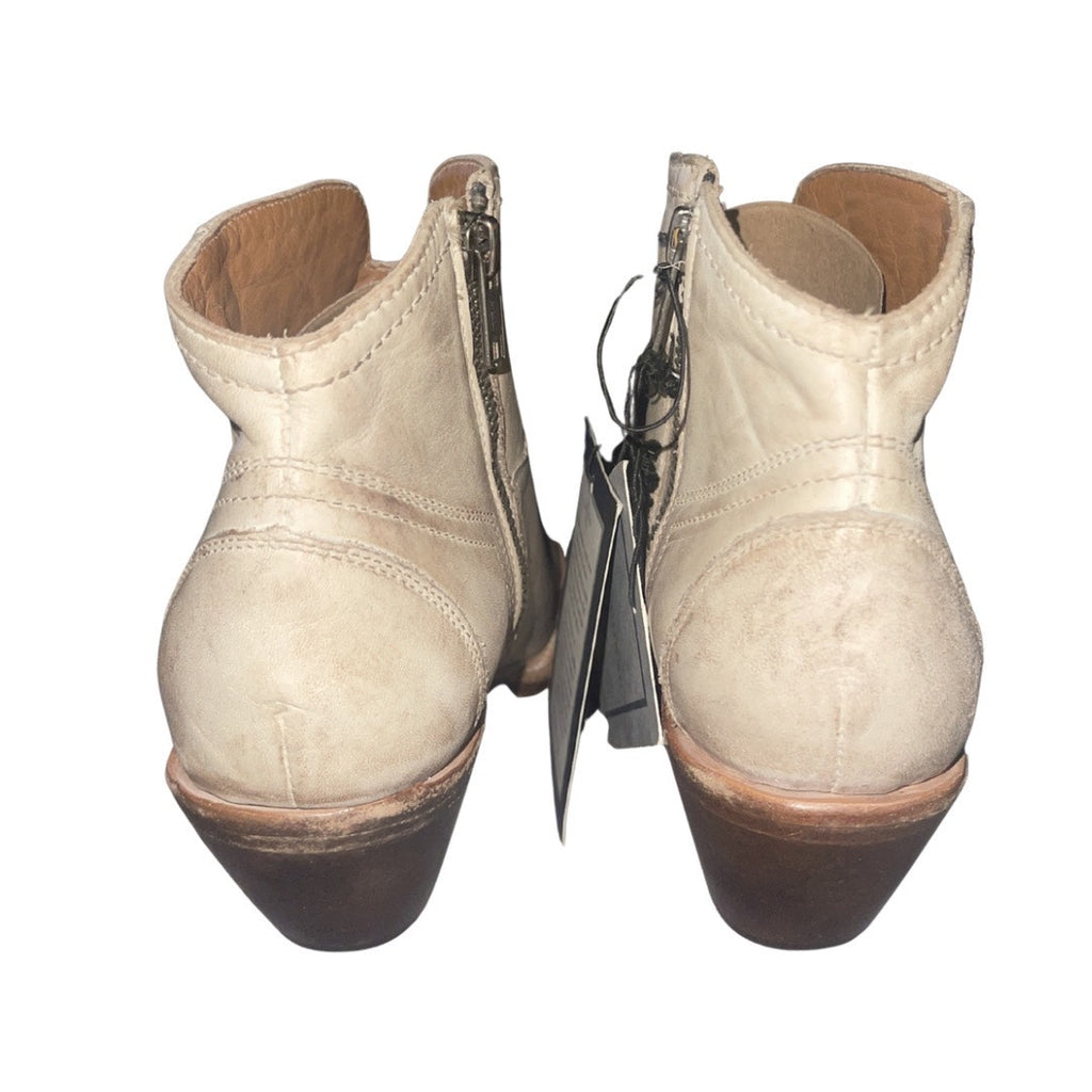 Lucchese Western Ankle Booties Distressed White Cream Leather 7.5 Cowgirl NWOB