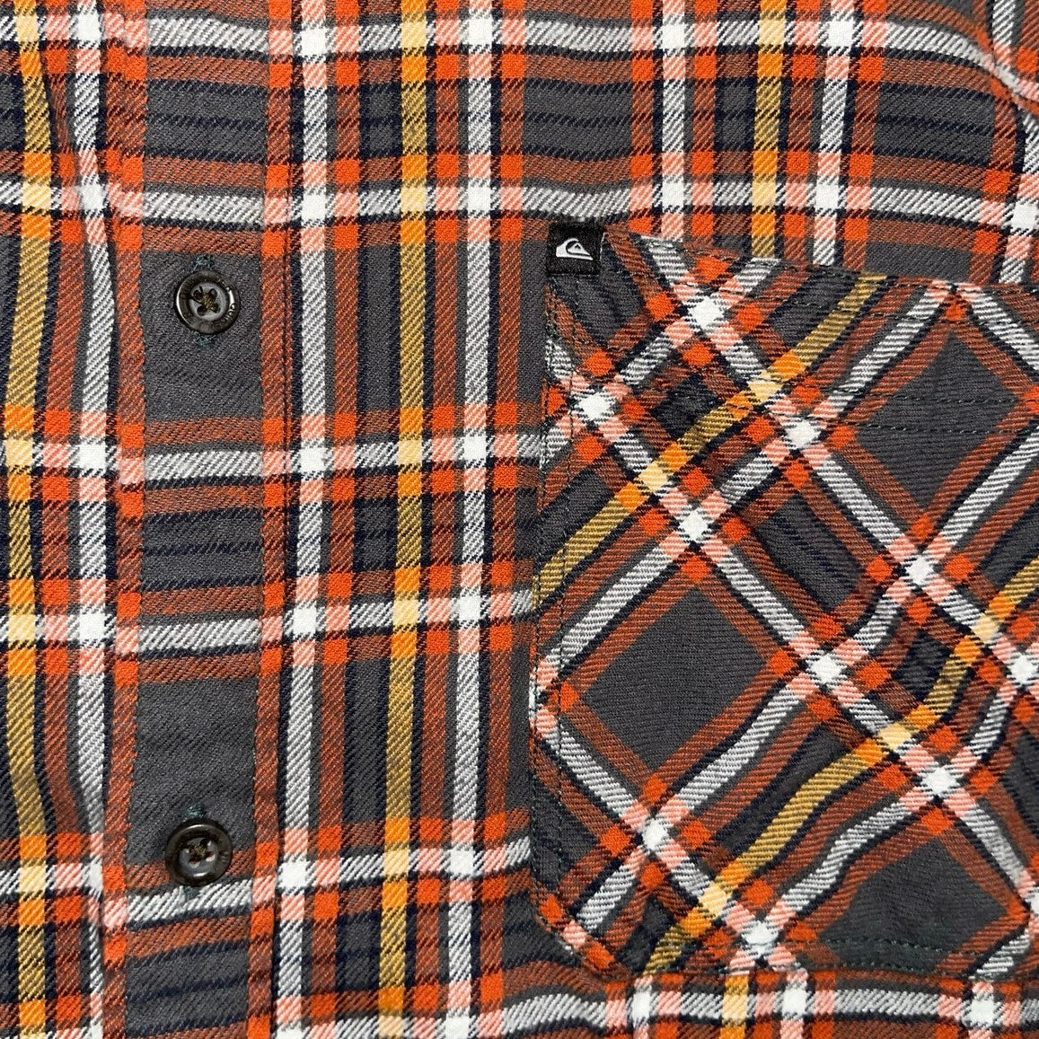 Quicksilver Men's Flannel Plaid long-sleeve collar button up shirt size XL