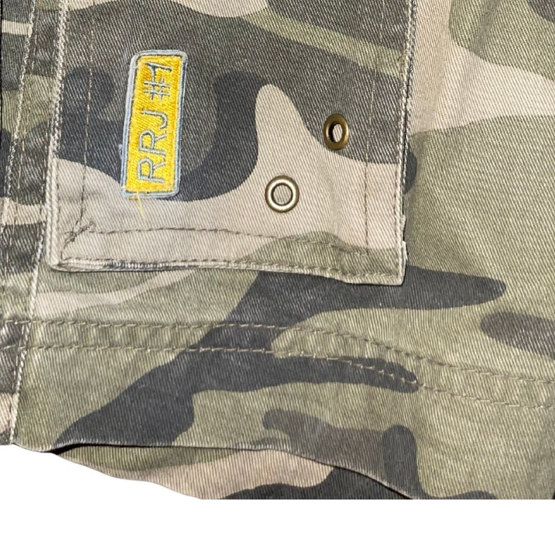 RRJ Outfitters Camouflage Cargo Shorts 90s Y2K outdoors Streetwear Utility SZ 36