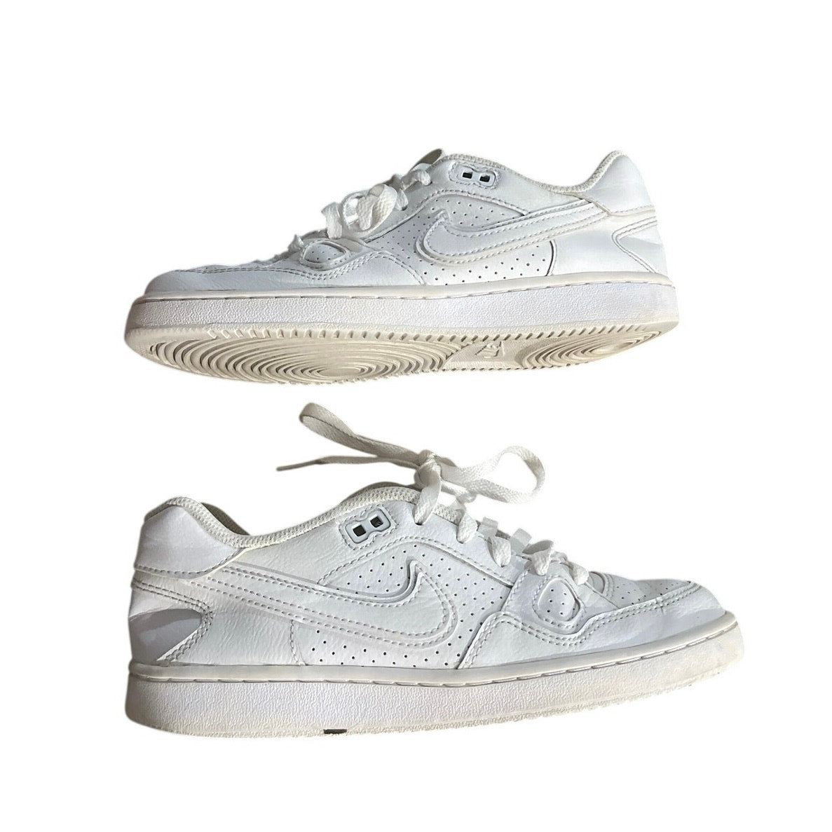 Nike Son of Force Sneakers Shoes Triple White SZ Women 7 Kids 5.5 Athletic
