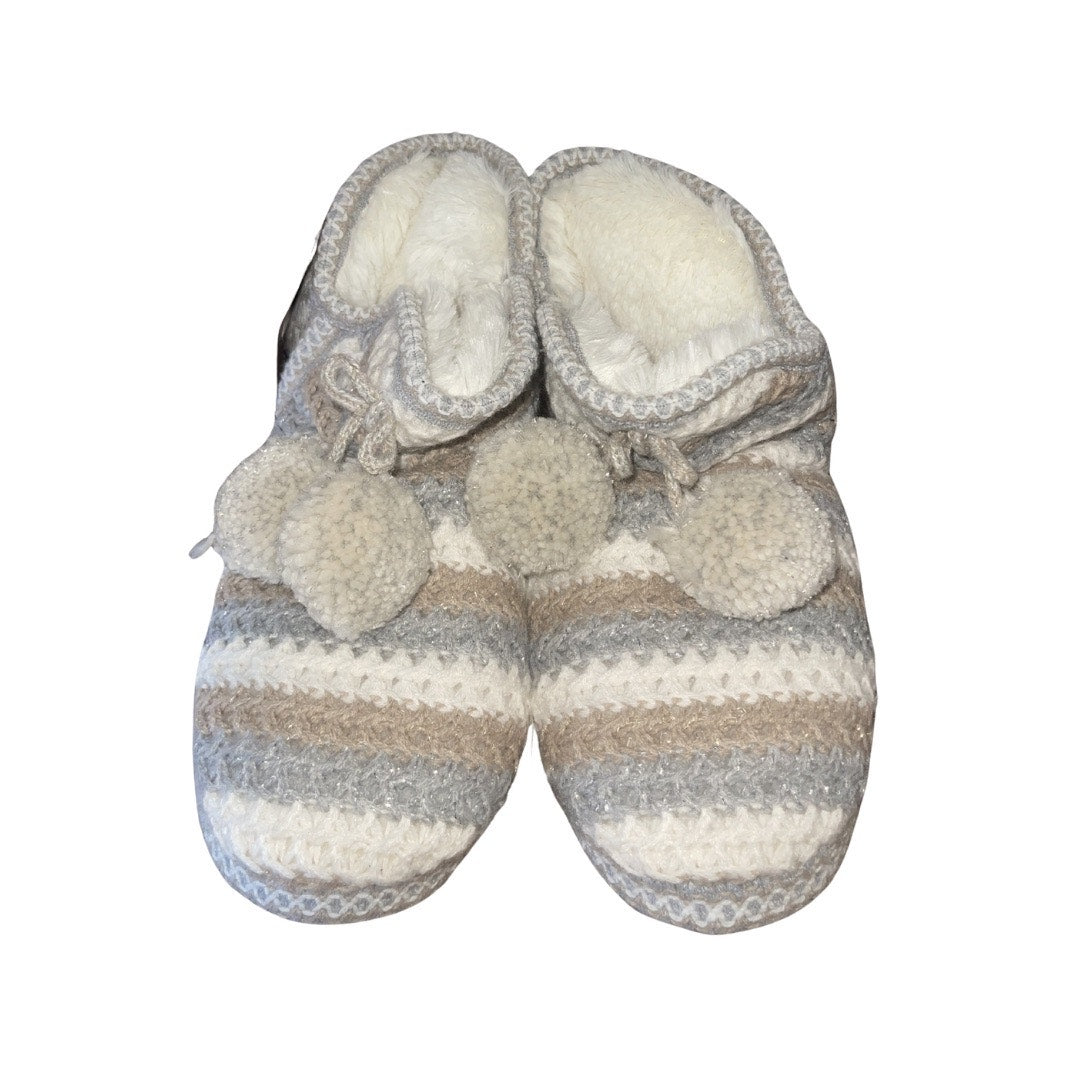 MUK LUKS Women's Amira Bootie Slippers Size Large 9-10 Loungewear Faux Fur NWT