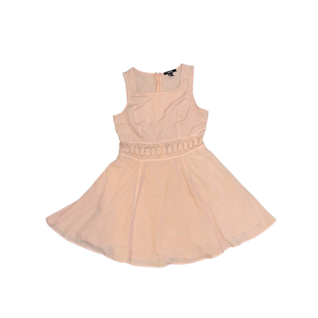 Forever 21 Dusty Pink Sleeveless Dress Floral Embroidered Waist Size Medium