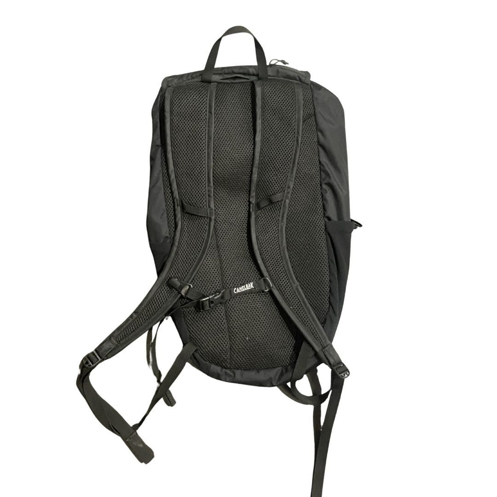 CamelBak Arete 18 Hiking Backpack Lightweight Hydration Pack Nylon Outdoors