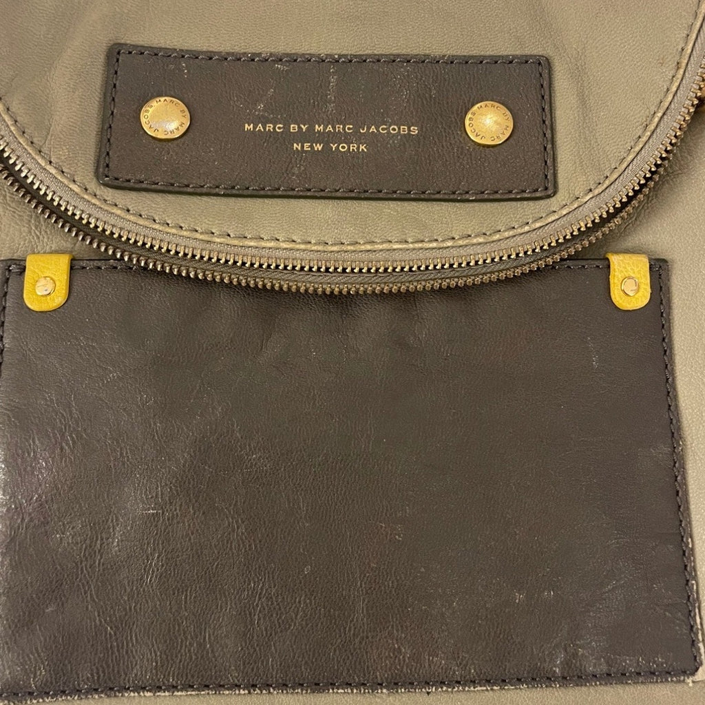 Marc by Marc Jacobs Preppy Natasha Leather Crossbody Purse Handbag