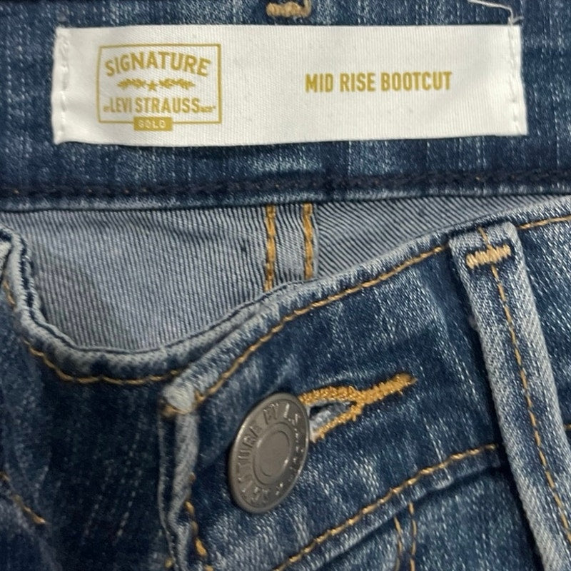 Levi's Strauss Mid Rise Bootcut Denim Jeans SZ 28 Streetwear Western Cowgirl