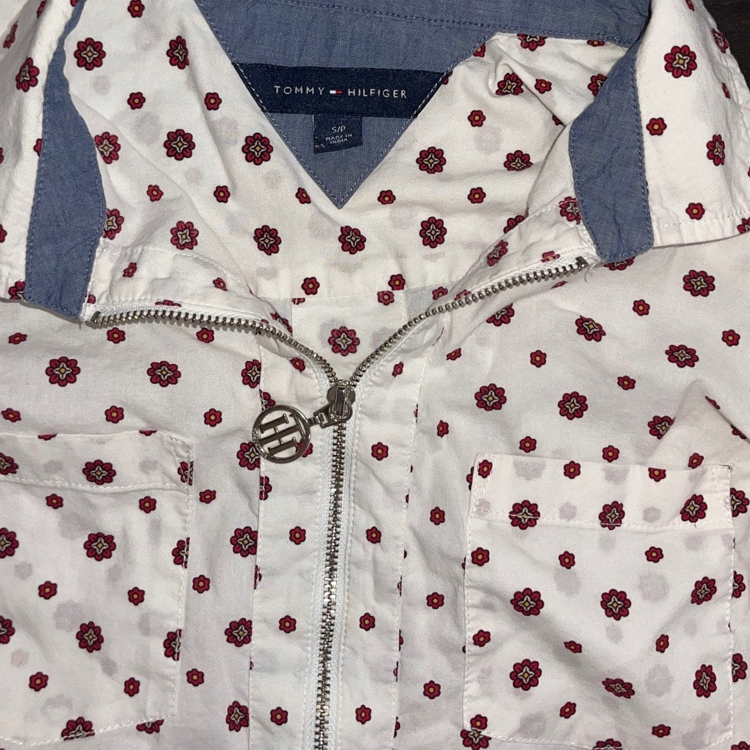 Tommy Hilfiger Long Sleeve 1/4 logo zip floral preppy academia size small