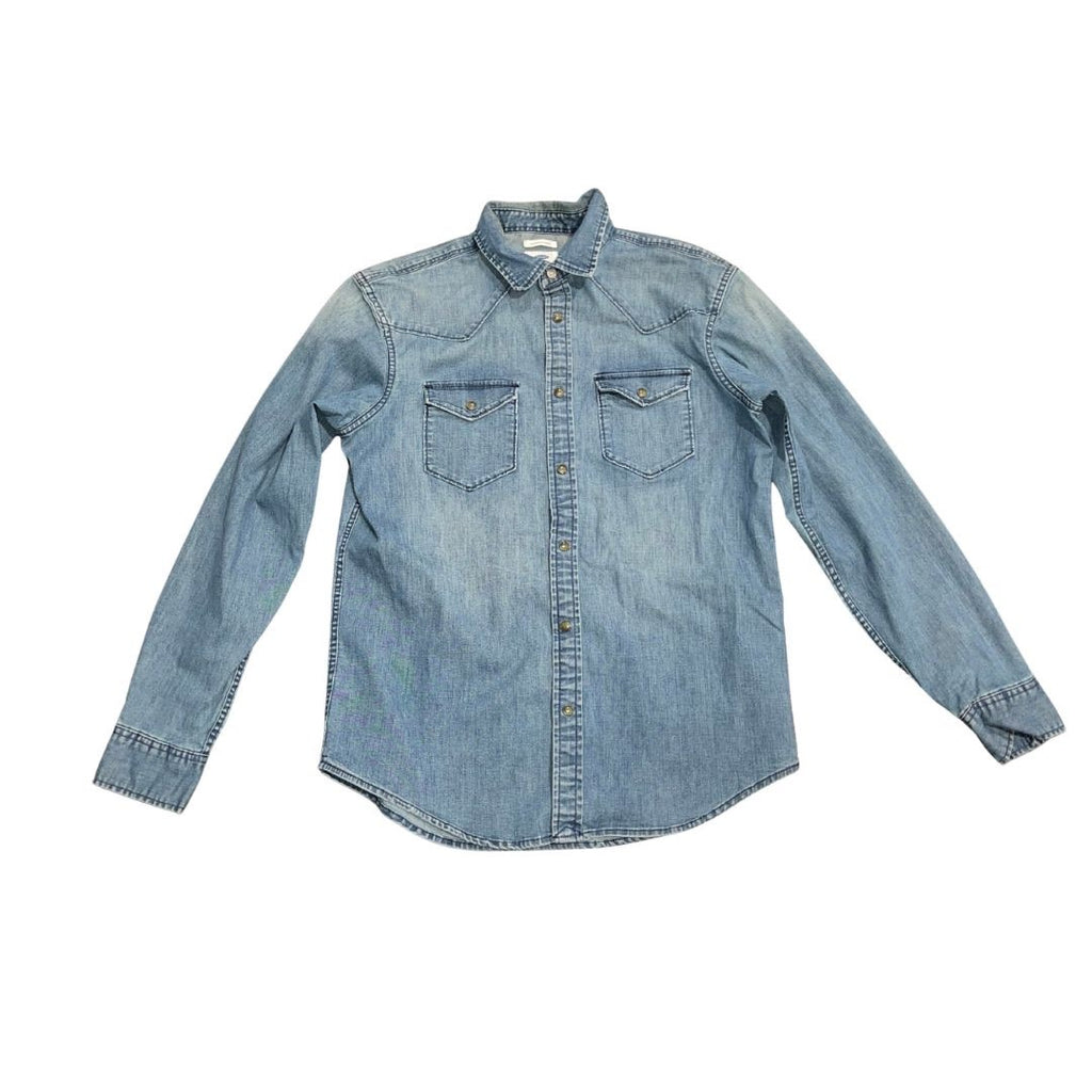 Old Navy Chambray Button down Long Sleeve Denim Size Medium Western Cowboy