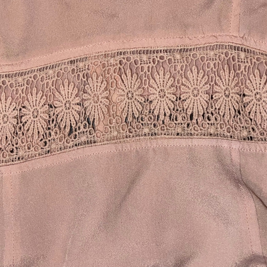 Forever 21 Dusty Pink Sleeveless Dress Floral Embroidered Waist Size Medium