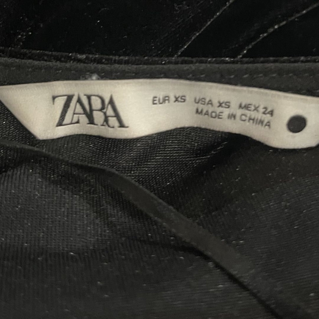 Zara Alessa Black Velvet Long Sleeve V-Neck Short Dress SZ Small Cocktail Party